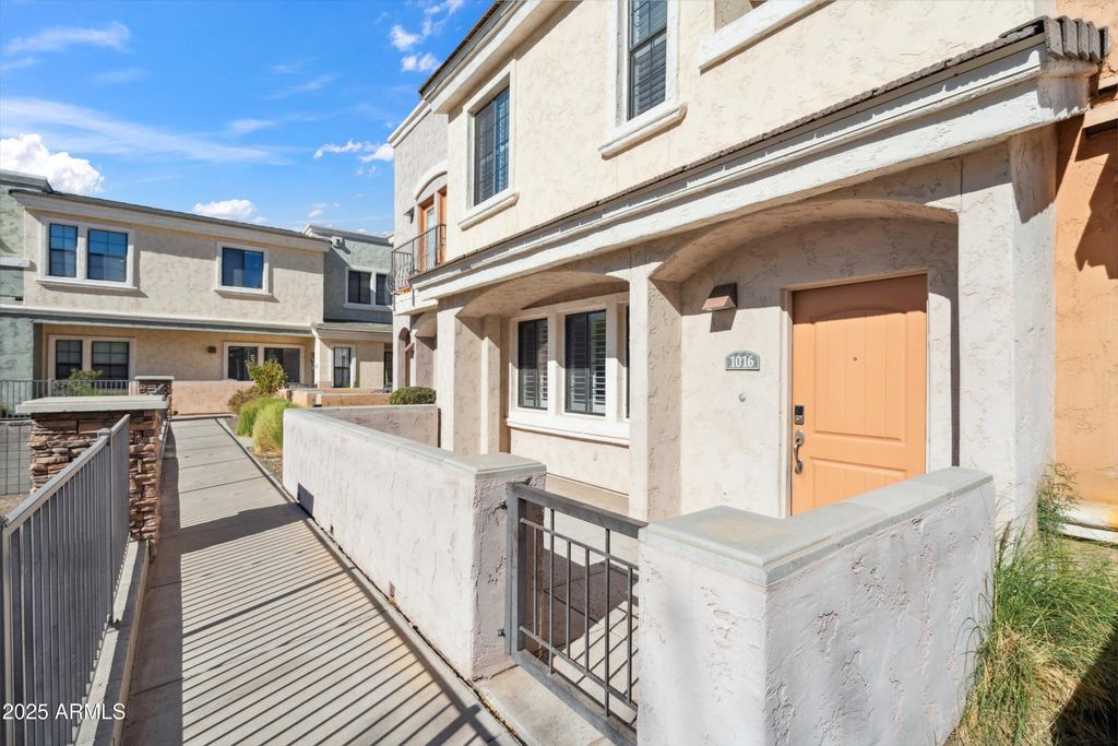 10757 N 74TH Street 1016, Scottsdale, AZ 85260