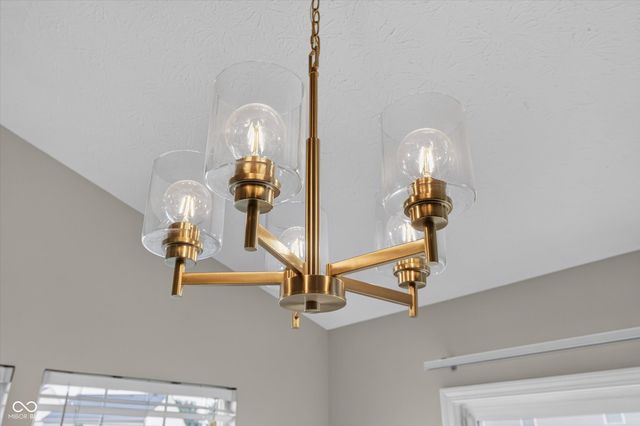 6540 Abby Lane, Zionsville, IN 46077