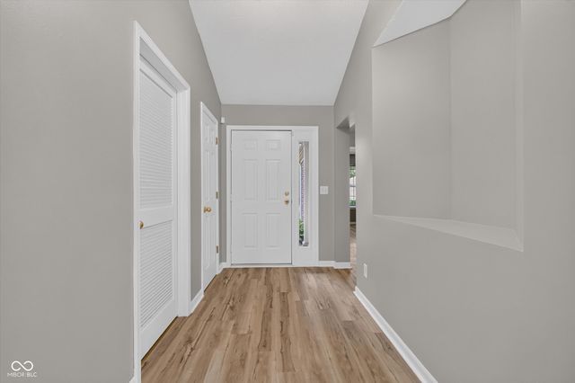 6540 Abby Lane, Zionsville, IN 46077