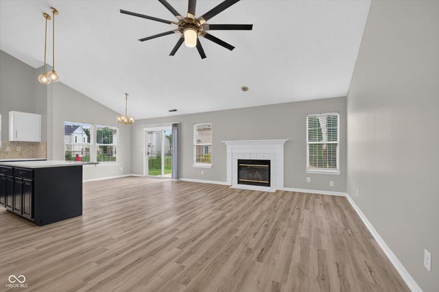 6540 Abby Lane, Zionsville, IN 46077