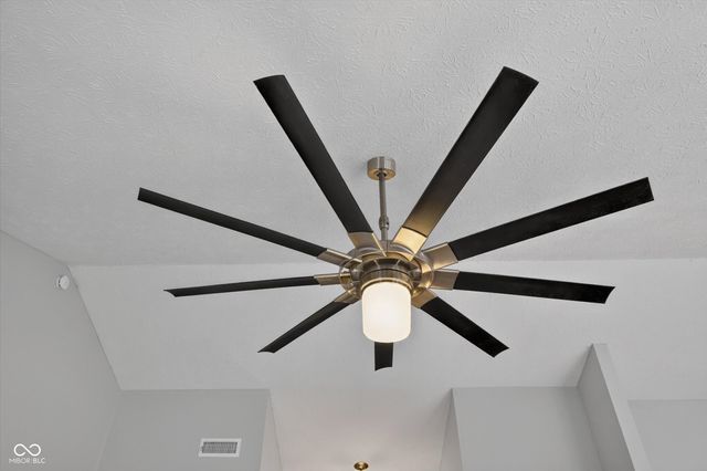 6540 Abby Lane, Zionsville, IN 46077
