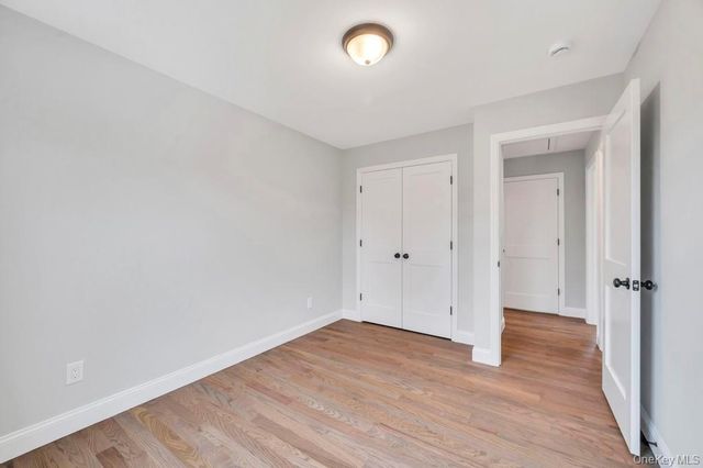 42 Volta Drive, Deer Park, NY 11729