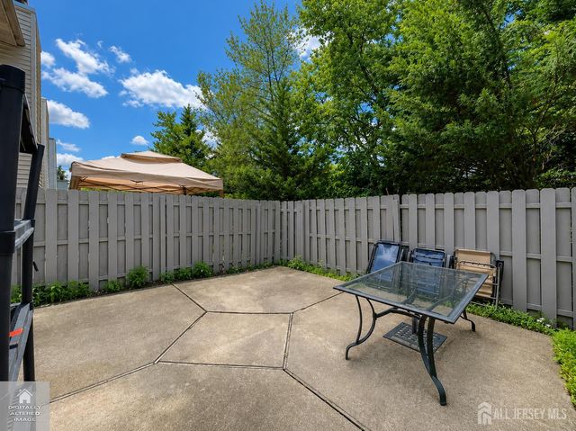 76 Lexington Circle, Old Bridge, NJ 07747