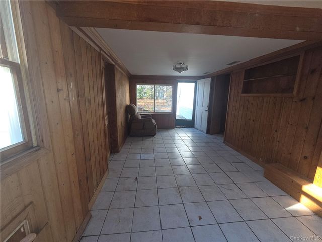 30 Matthews Drive, Speonk, NY 11972