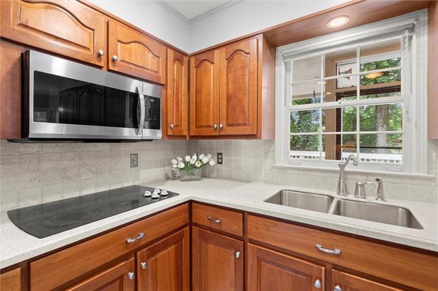 1408 Vernon Ridge Close, Dunwoody, GA 30338