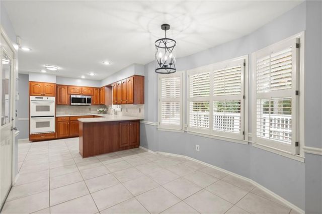 1408 Vernon Ridge Close, Dunwoody, GA 30338