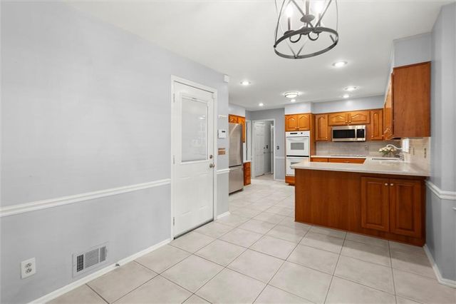 1408 Vernon Ridge Close, Dunwoody, GA 30338