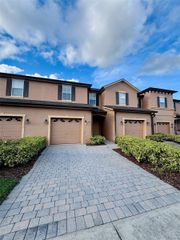 2241 RETREAT VIEW CIRCLE, Sanford, FL 32771