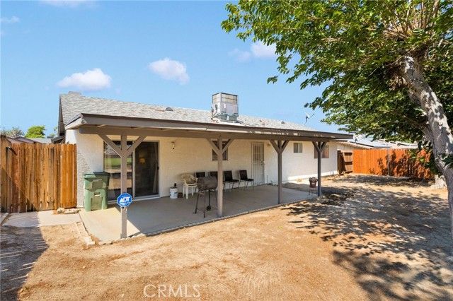 13717 Oakmont Drive, Victorville, CA 92395