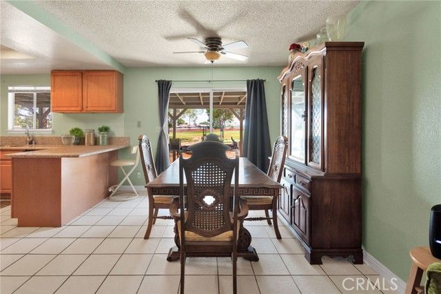 13717 Oakmont Drive, Victorville, CA 92395