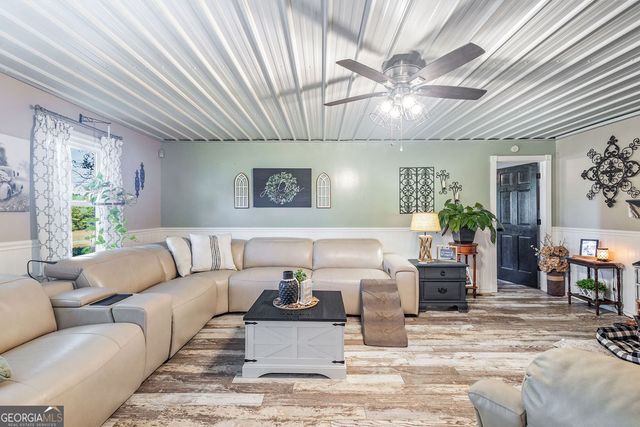 592 Mountville Hogansville Road, Lagrange, GA 30241