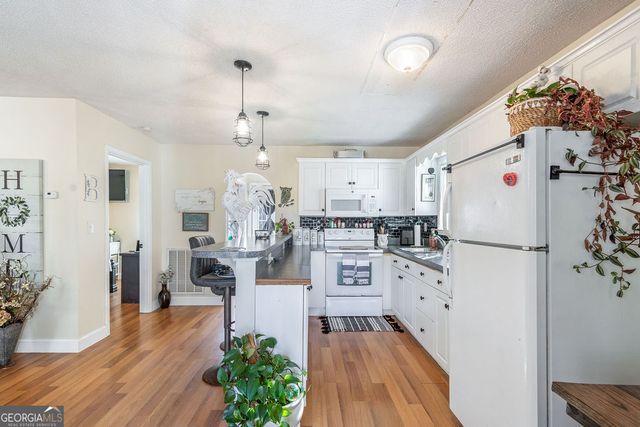 592 Mountville Hogansville Road, Lagrange, GA 30241