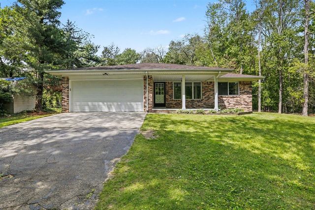 9610 Hamburg Court, Brighton, MI 48116