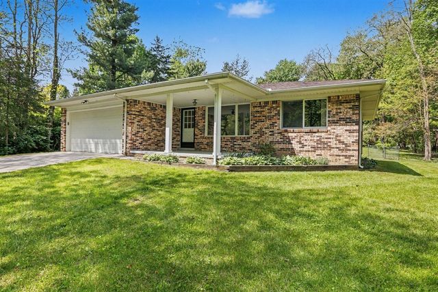 9610 Hamburg Court, Brighton, MI 48116