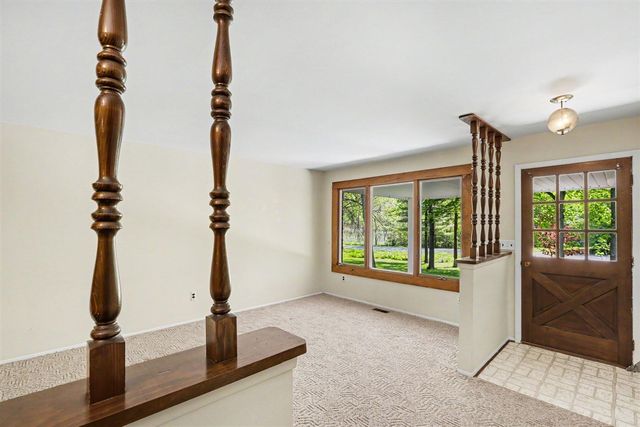 9610 Hamburg Court, Brighton, MI 48116