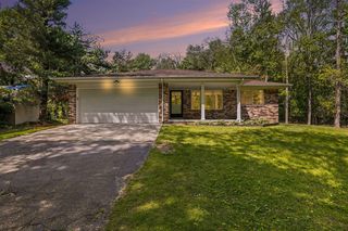 9610 Hamburg Court, Brighton, MI 48116