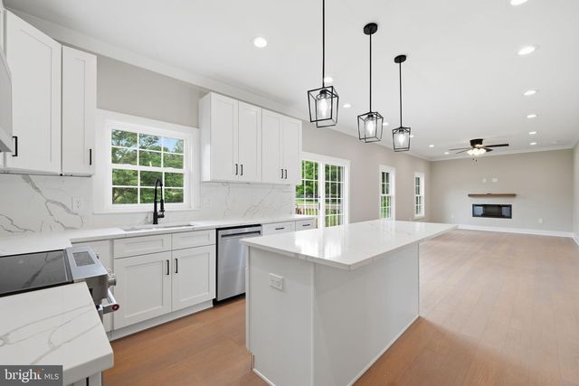 22 ROCK HILL CHURCH RD, Stafford, VA 22556