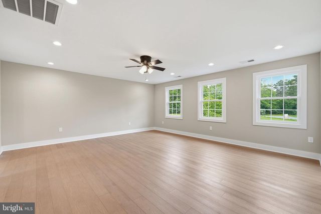 22 ROCK HILL CHURCH RD, Stafford, VA 22556
