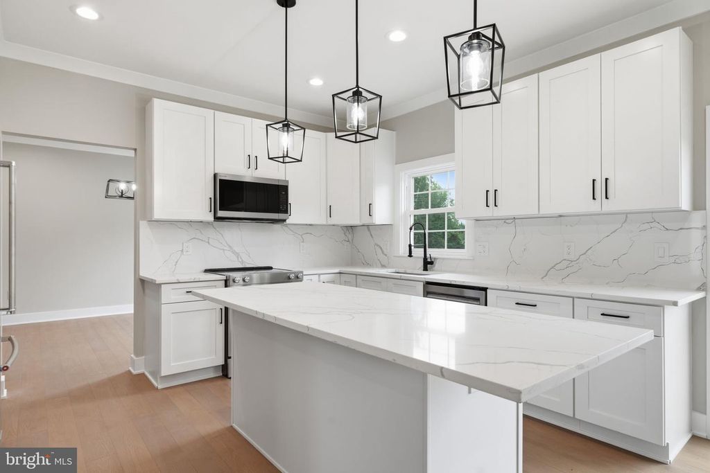 22 ROCK HILL CHURCH RD, Stafford, VA 22556
