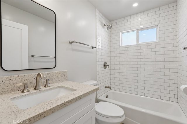 19 E Pine Street, Altadena, CA 91001