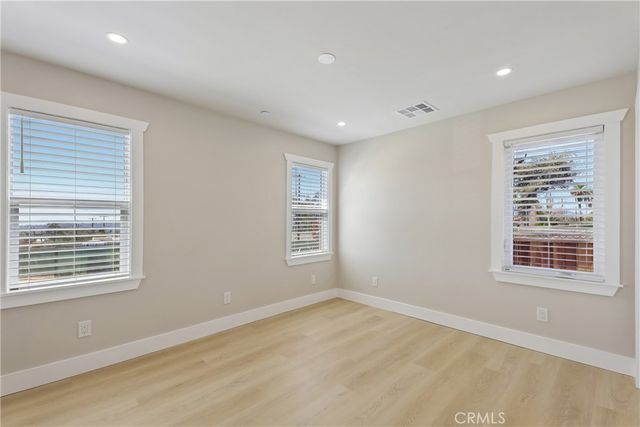 19 E Pine Street, Altadena, CA 91001