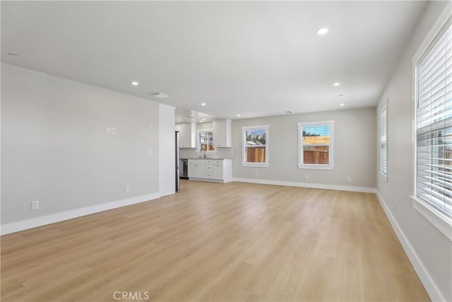 19 E Pine Street, Altadena, CA 91001