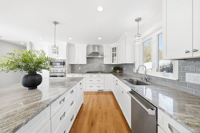 5 Squire Rd, Winchester, MA 01890