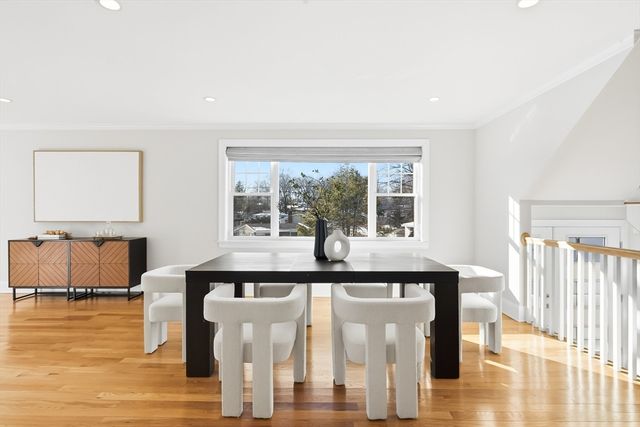 5 Squire Rd, Winchester, MA 01890