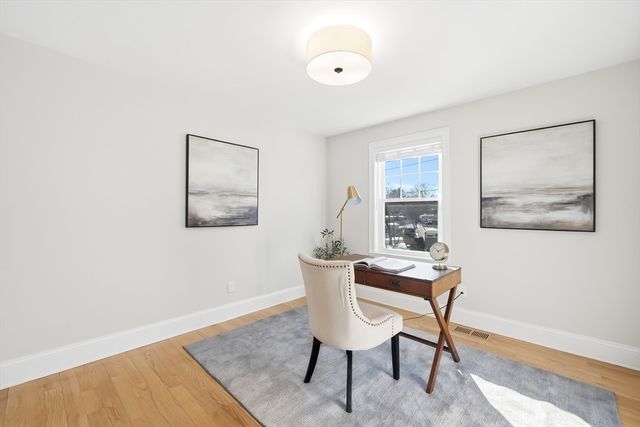 5 Squire Rd, Winchester, MA 01890