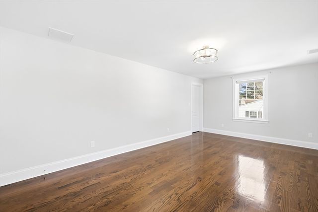 5 Squire Rd, Winchester, MA 01890