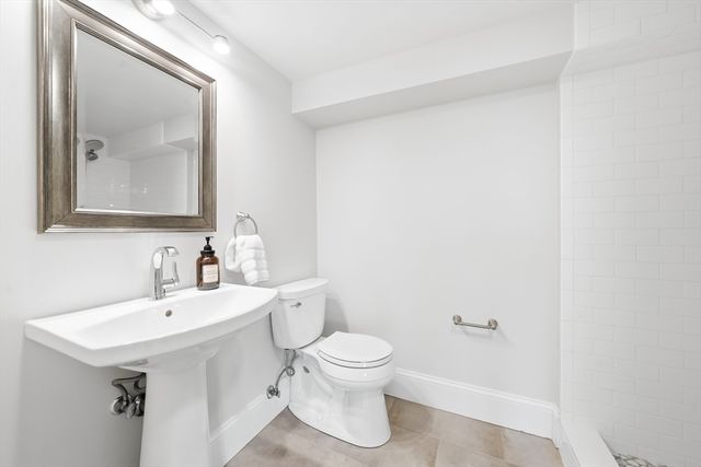 5 Squire Rd, Winchester, MA 01890