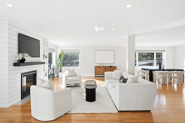 5 Squire Rd, Winchester, MA 01890