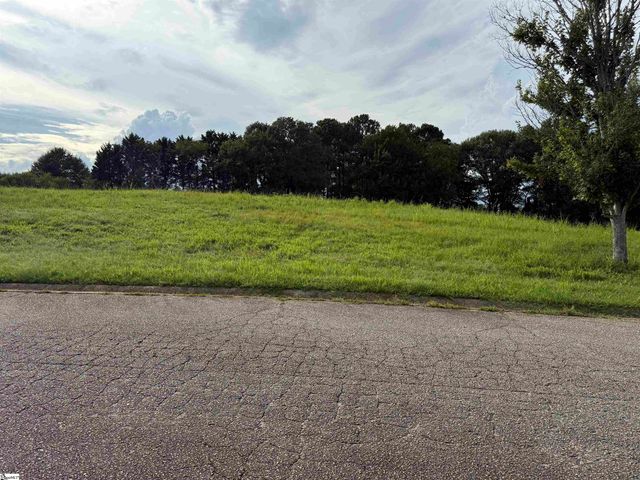 102 Bradford Way, Anderson, SC 29621