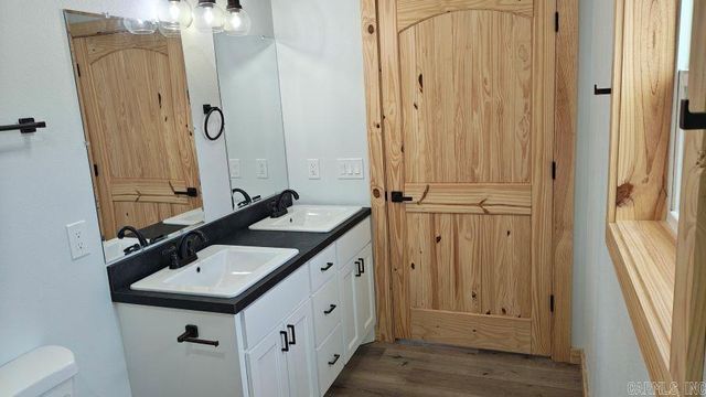 605 Frances Cove Road, Mountain View, AR 72560