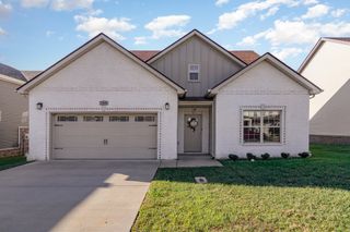 1398 Citadel Dr, Clarksville, TN 37042