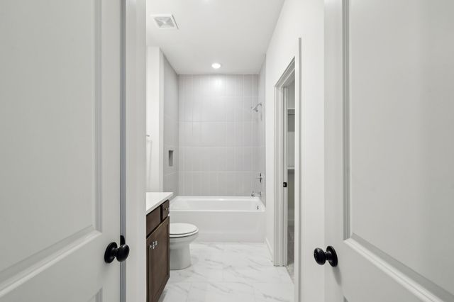 463 Marston Ave, Thompsons Station, TN 37179