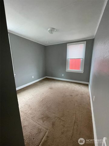 517 Emerson Avenue, Hoquiam, WA 98550