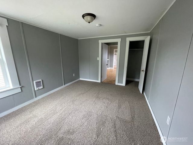 517 Emerson Avenue, Hoquiam, WA 98550