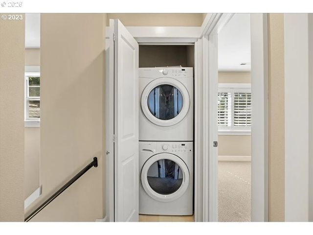 12802 BOONES FERRY Rd, Lake Oswego, OR 97035