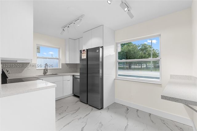 1125 NW 27th Ave, Fort Lauderdale, FL 33311