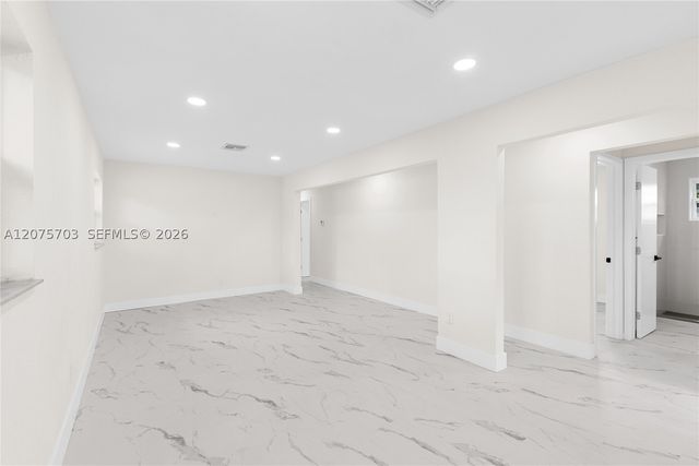 1125 NW 27th Ave, Fort Lauderdale, FL 33311
