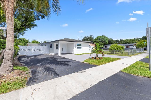 1125 NW 27th Ave, Fort Lauderdale, FL 33311