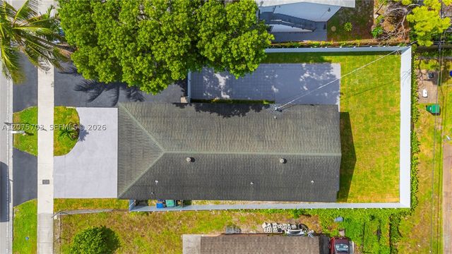 1125 NW 27th Ave, Fort Lauderdale, FL 33311