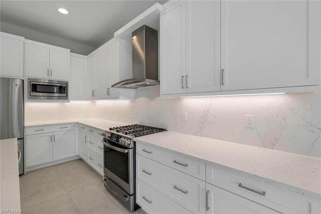 2741 Durham CIR, NAPLES, FL 34112 — photo 2