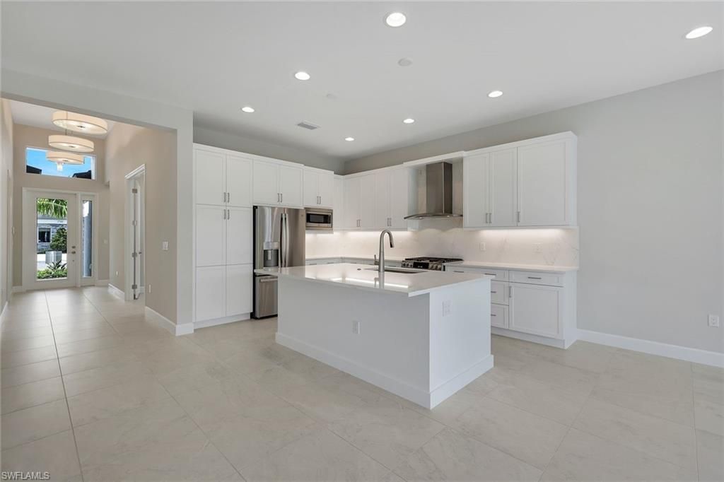 2741 Durham CIR, NAPLES, FL 34112 — photo 3