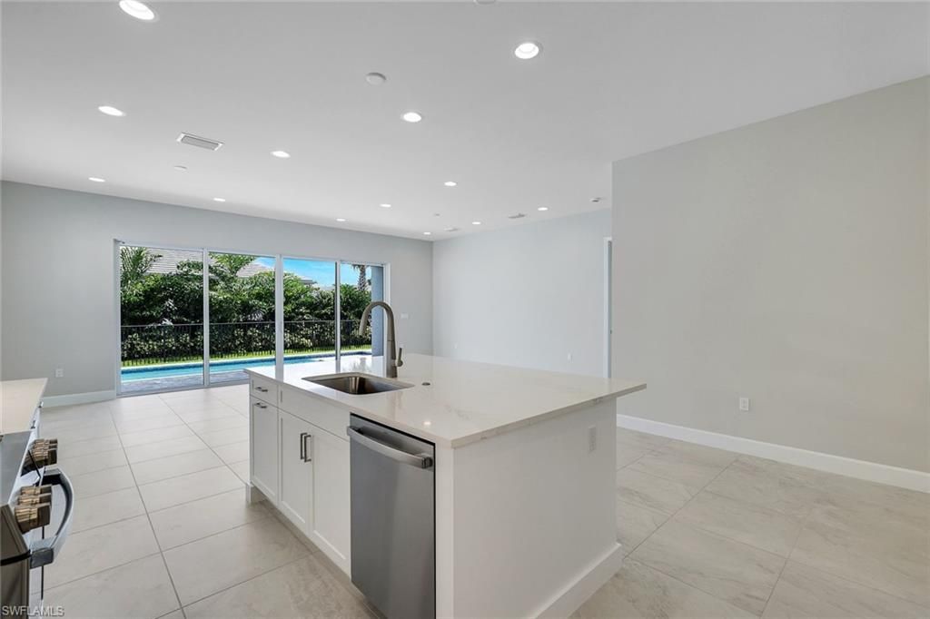 2741 Durham CIR, NAPLES, FL 34112 — photo 4