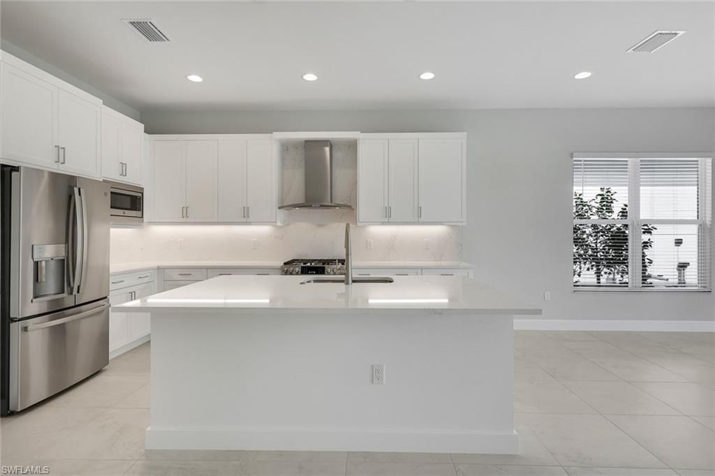 2741 Durham CIR, NAPLES, FL 34112 — photo 5