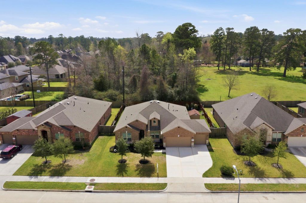 30807 Berkshire Downs Drive, Tomball, TX 77375