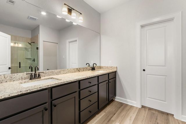 3202 Bolt Rope Drive, Texas City, TX 77510
