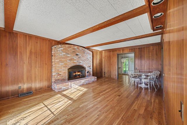 5054 Kings Gate Way, Bloomfield Hills, MI 48302